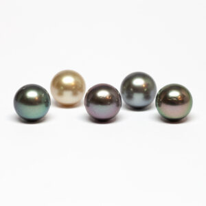 Round Cultured Tahiti pearl, Fancy Colour, 12,5-13mm, CC+
